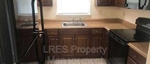 Foto del edificio - 4692 Pheasant Run Dr