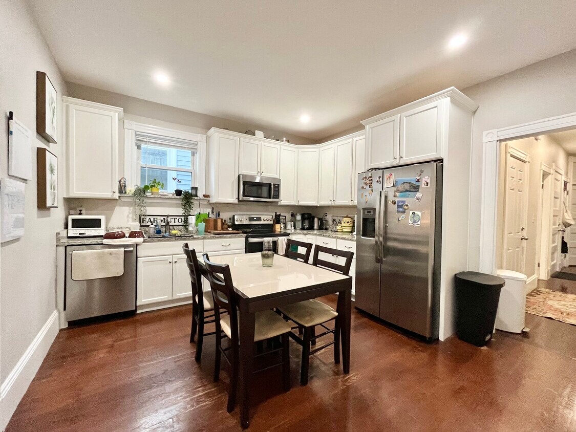 Foto principal - 724 Parker St