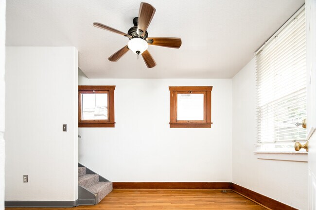Building Photo - 2739 W 32nd Ave