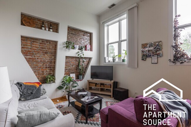 Foto del edificio - 1446 N Leavitt St