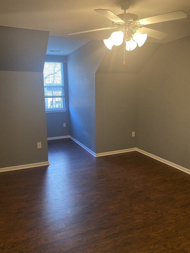 Foto del edificio - 1522 Harpers Inlet Dr