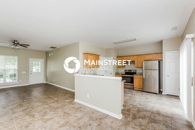 Foto del edificio - 3 Bedroom Pet-Friendly Home in Charlotte, ...