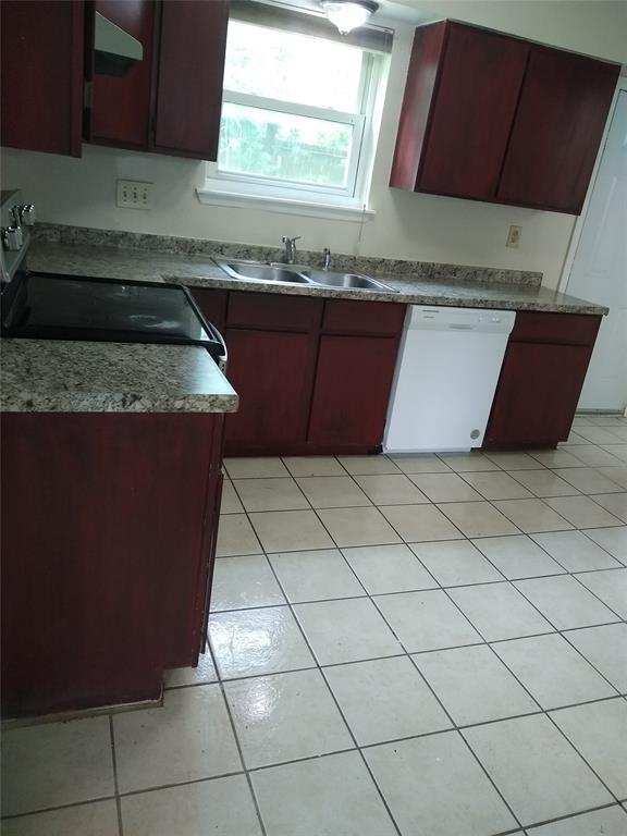 Foto del edificio - 7630 Muirwood Ln