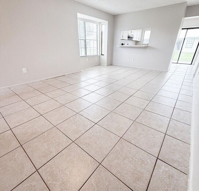 Foto del edificio - 525 SW Sara Blvd