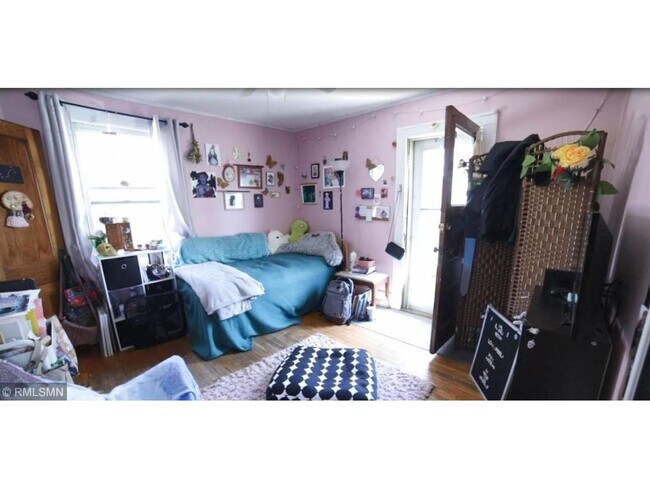 Foto del edificio - 8 Bedroom home June 2026 Move In close to several campuses!