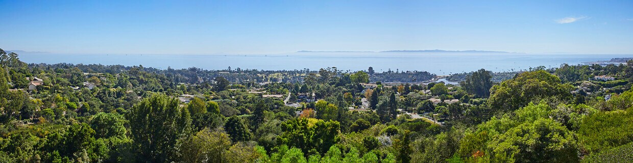 Building Photo - 811 Camino Viejo Rd