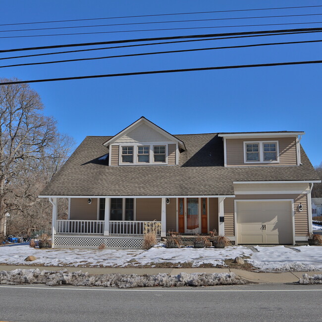 Foto del edificio - 192 Slater Ave