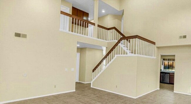 Foto del edificio - 21474 Dickinson Rd