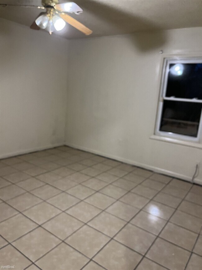 Building Photo - 3 br, 1 bath House - 5229 Rucks Road
