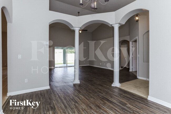 Foto del edificio - 4648 Huron Bay Cir