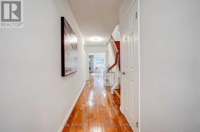 Building Photo - 86 Valdor Dr