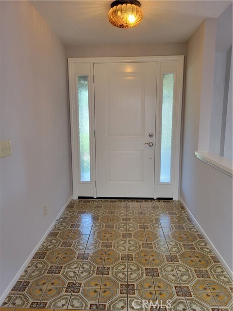 Building Photo - 1 Almond Tree Ln