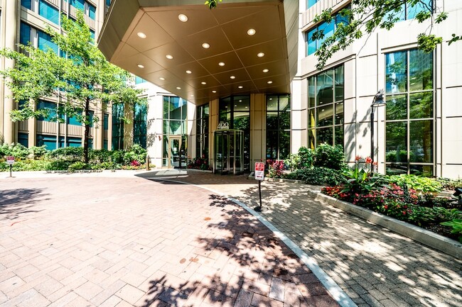 Photo - 400 N Lasalle Street Unit 2506 Apartment