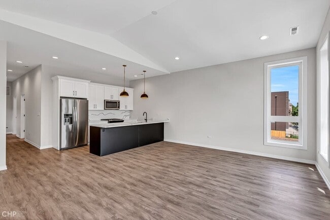 Foto del edificio - 4904 S St Lawrence Ave