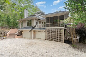 Building Photo - 1011 Wood Sage Dr