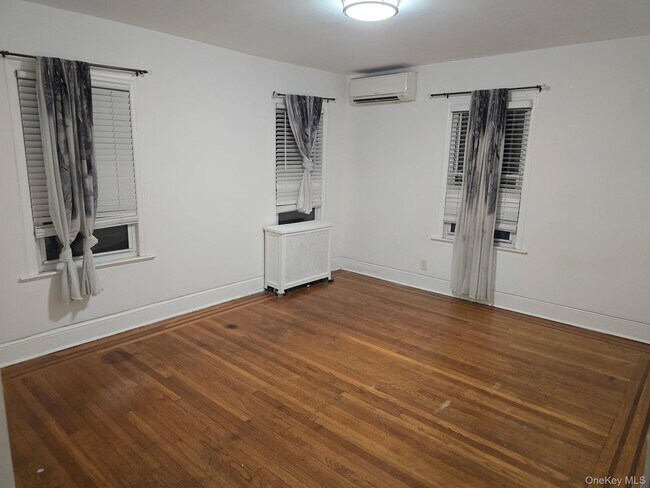 Foto del edificio - 267 Plainfield Ave