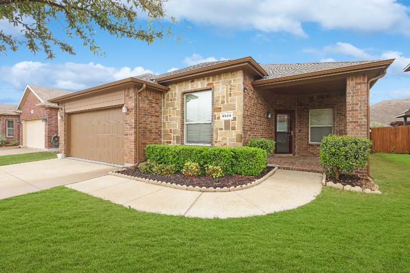 Foto principal - 6924 Millwood St