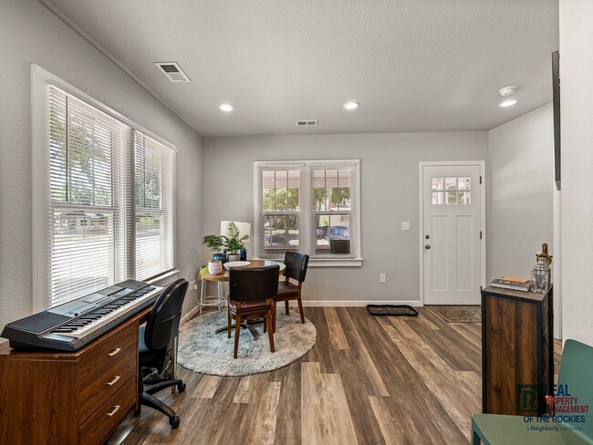 Building Photo - Charming Duplex in Prime Fort Collins Loca...