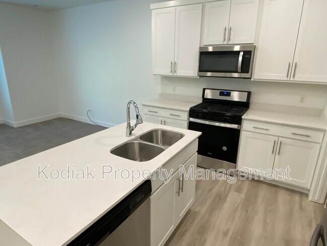 Foto del edificio - 1108 N 1880 W