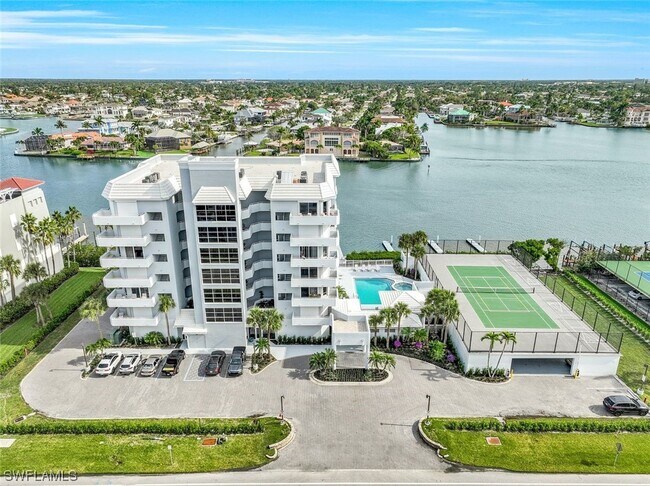Foto del edificio - 9790 Gulf Shore Dr
