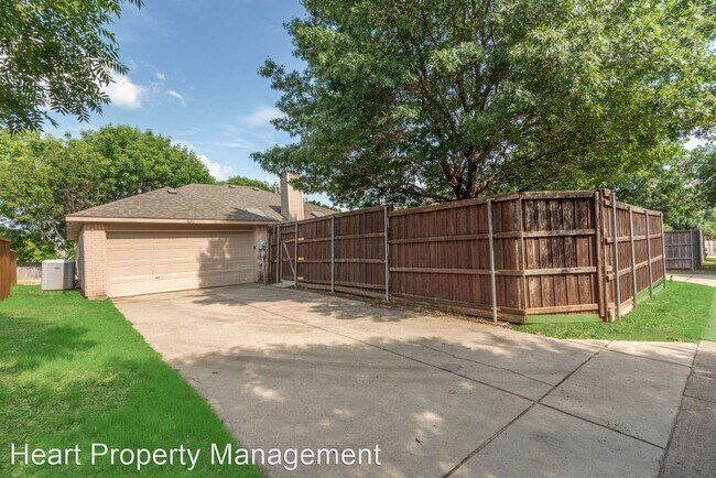 Foto del edificio - 3 br, 2 bath House - 8201 Clipper St