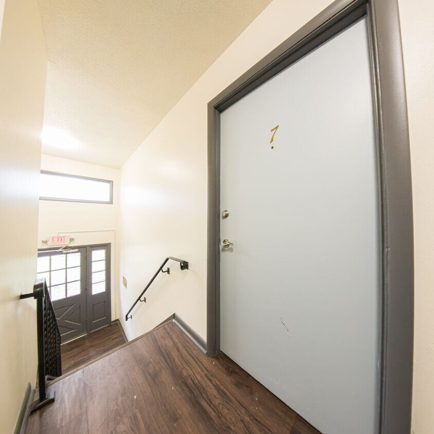 Foto principal - 104 2nd St NW