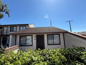 Building Photo - 3032 SE 5th Terrace