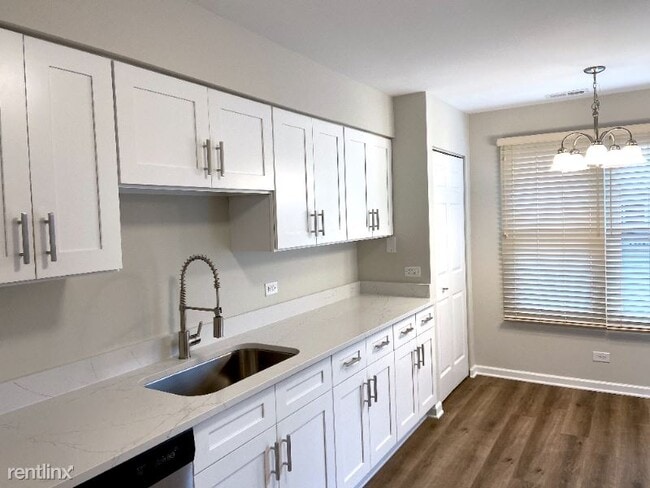 Building Photo - 2 br, 1 bath Condo - 1300 Coventry Cir