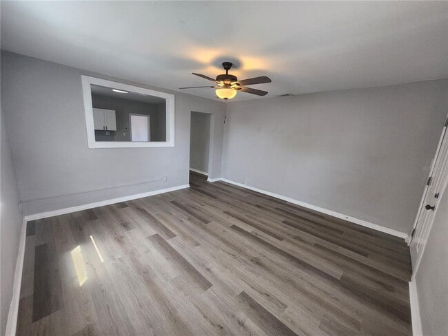 Building Photo - 2406 E Clark St