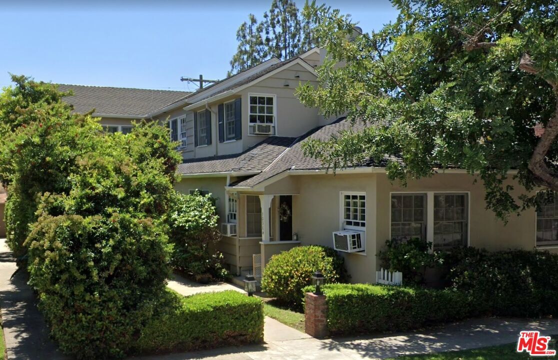 Primary Photo - 10362 Ashton Ave