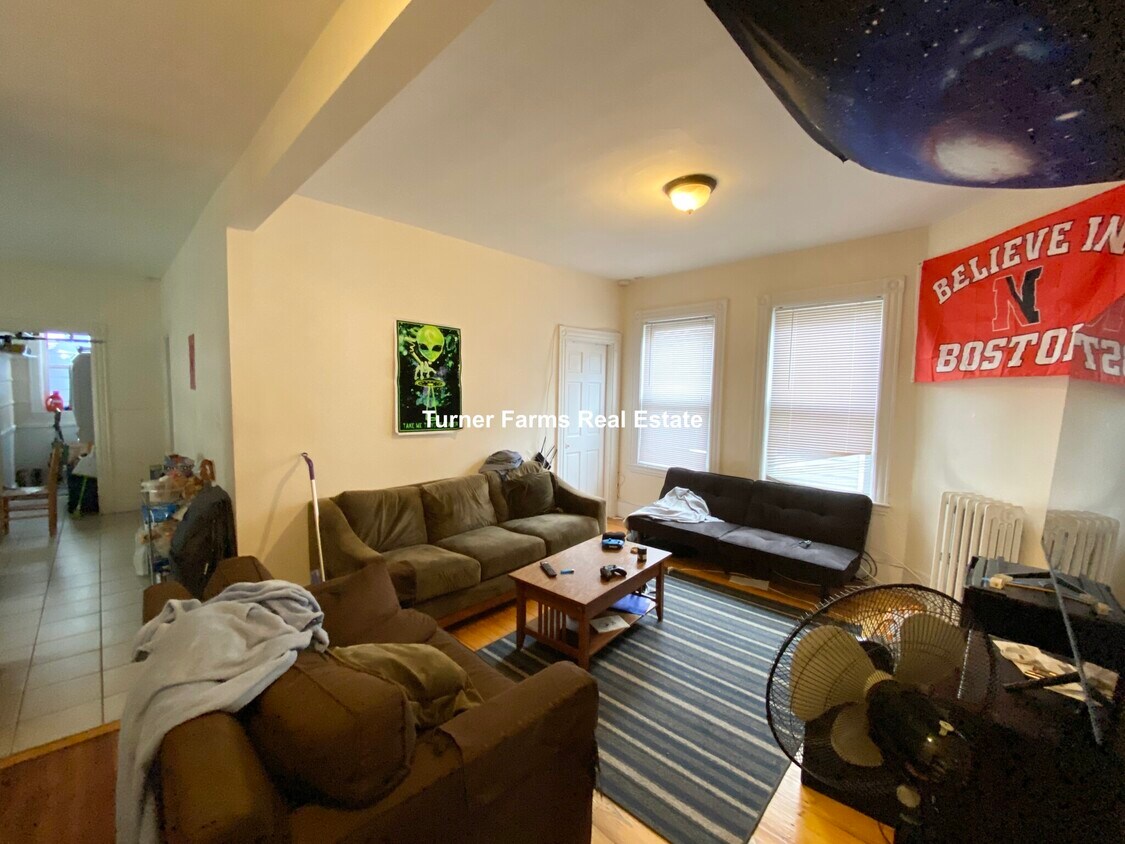 Foto principal - 17 Sachem St