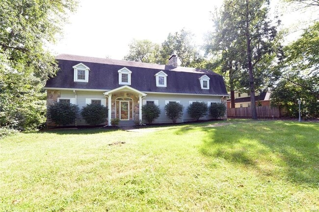 Building Photo - 8940 Ladue Rd