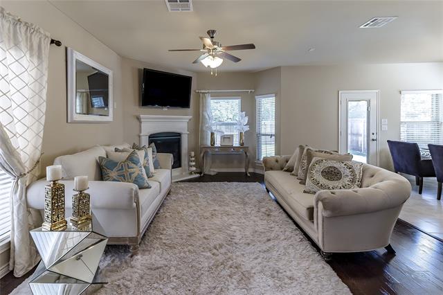 Foto del edificio - 9808 Diamondback Ln
