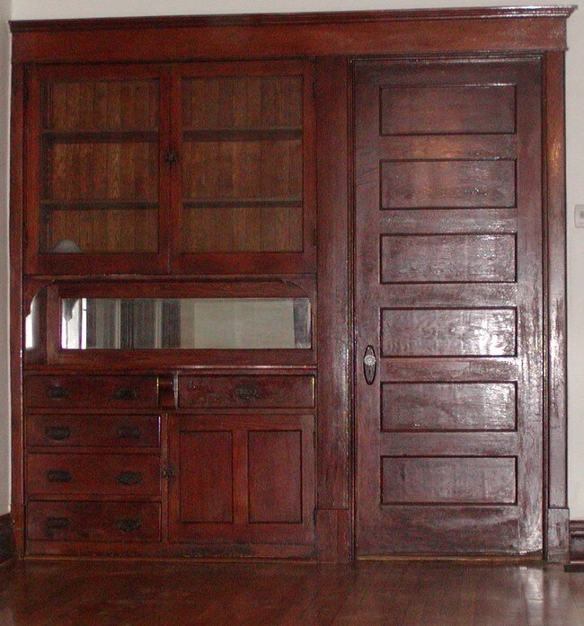 Classic craftsman red oak built-in hutch - 2228 S Marshall Blvd