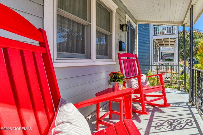 Foto del edificio - 77 Abbott Ave