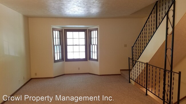 Building Photo - 71-81 Opal Dr