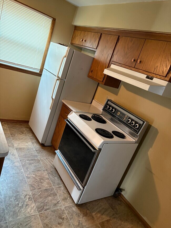 Área de cocina - 5124 N 106th St