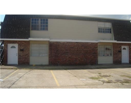 Primary Photo - 220-226 Marion Ct