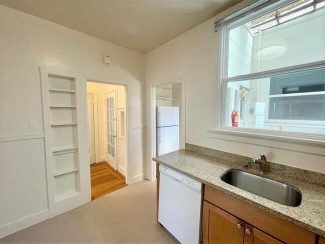 Foto del edificio - 4044-4050 Geary Boulevard (601rc)