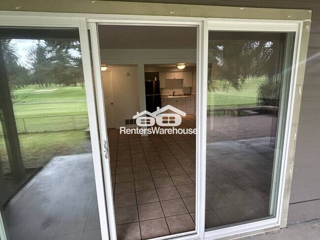 Foto del edificio - Available Now!