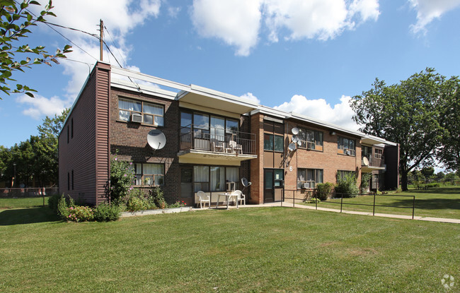 Primary Photo - North Acres Apartments