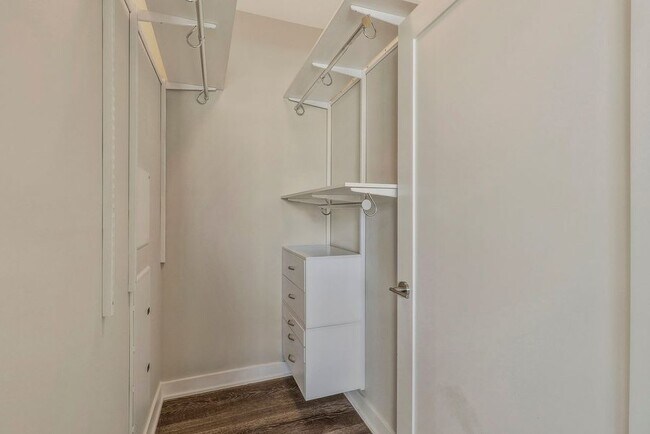 Foto del edificio - 1350 Maryland Ave NE