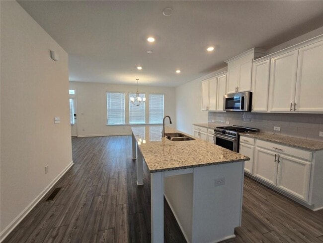 Building Photo - 2639 Richmond Row Dr