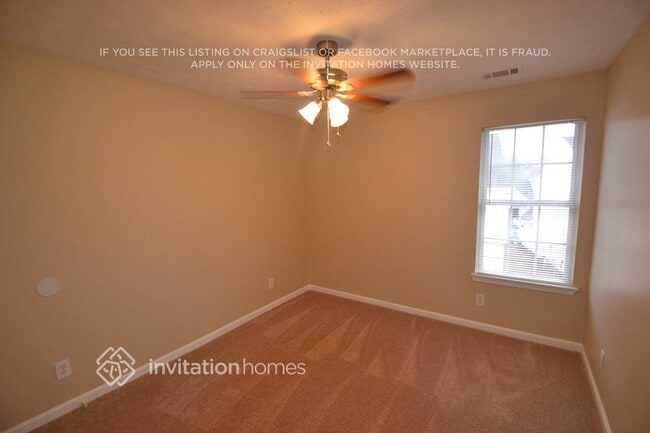 Building Photo - 347 Springhaven Way SE