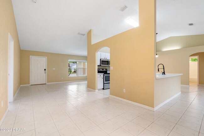 Building Photo - 3743 Long Grove Ln