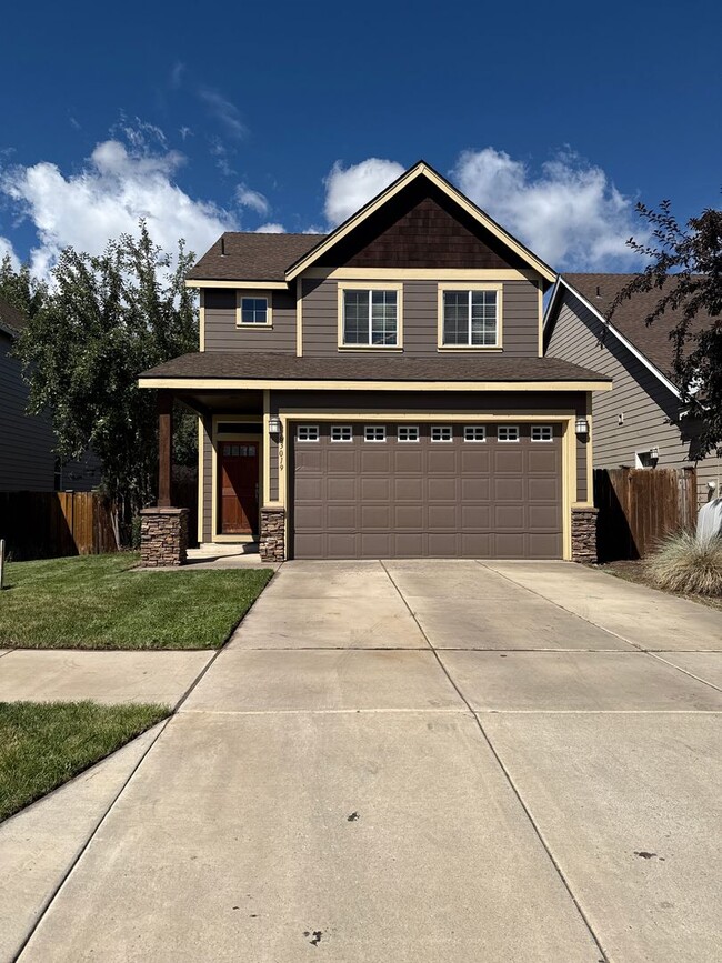 Building Photo - 63019 Woodbridge Pl
