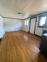 Building Photo - 1003 8th St S