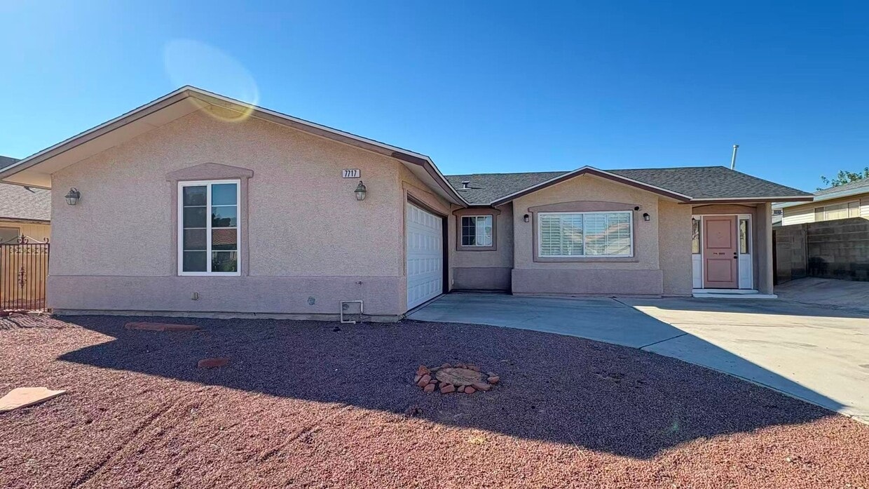 Primary Photo - 7717 Partridge Ave