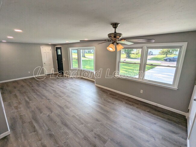 Foto del edificio - Updated Ranch Home in Sheffield Lake