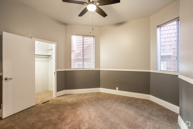 2HAB, 1BA - 850 ft² - Page Street Apartment